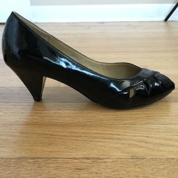 L.E.I Patent Peep Toe Heels - Picture 4 of 4